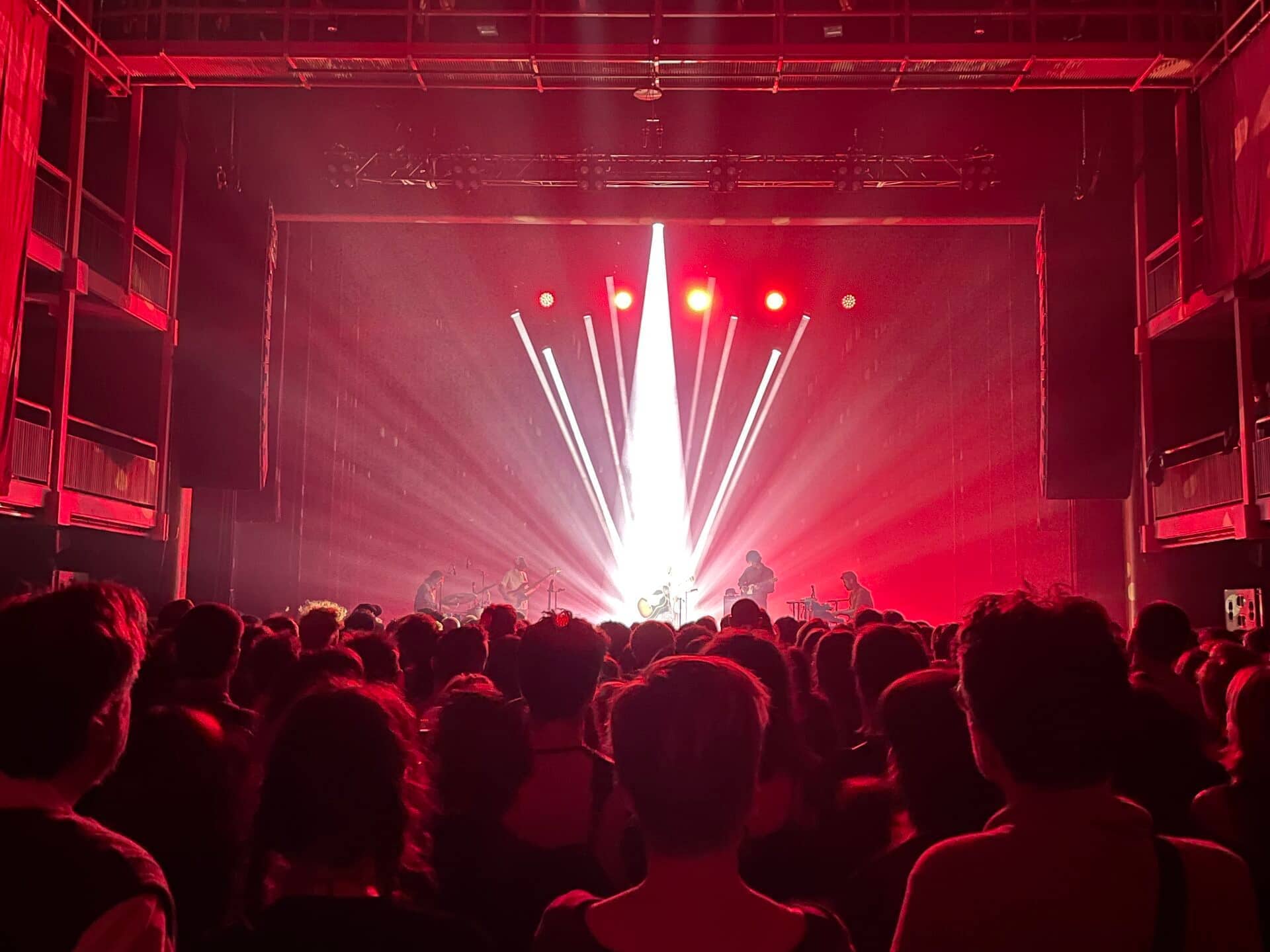 Alice Phoebe Lou on the Europe Tour 2025 — FOH engineering